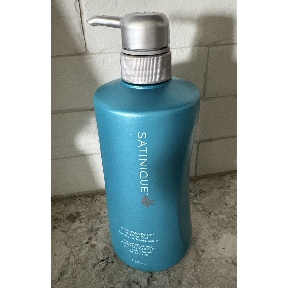 Amway Satinique Anti-Dandruff  Shampoo for Dry scalp 750ml with pump new!!